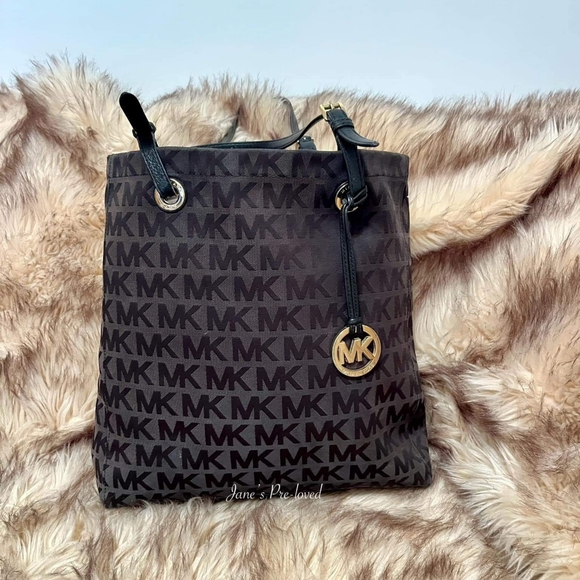 MICHAEL KORS - Picture 1 of 4